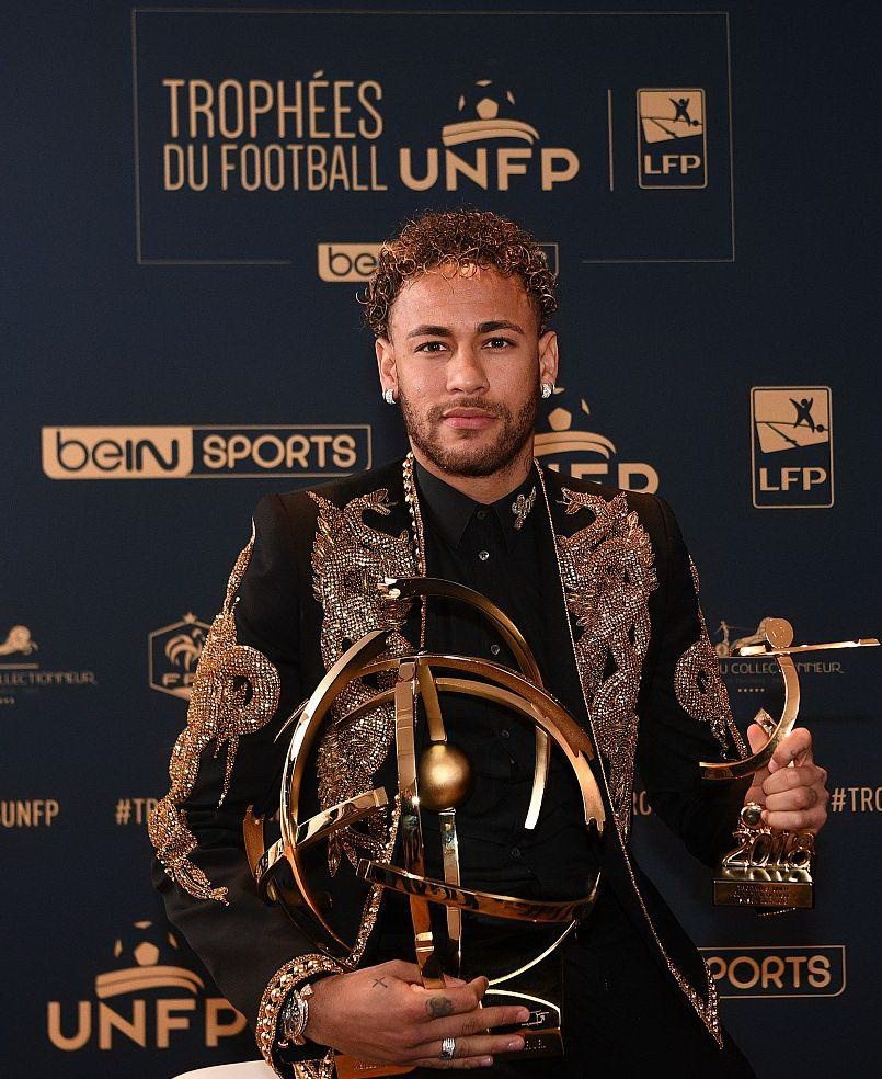 拉长防线承 拉长防线承